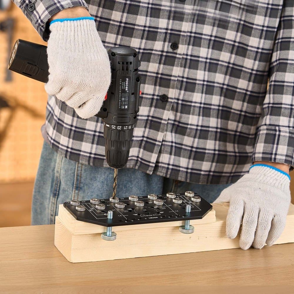 Polccsap- és zsanérsablon, kettő az egyben, alumíniumötvözetből készült szekrényvasalat-lyukfúró sablon 6,4 és 4,8 mm-es fúrófejekkel, szekrényajtókhoz, könyvespolcokhoz, gardróbokhoz, famegmunkáláshoz és barkácsoláshoz